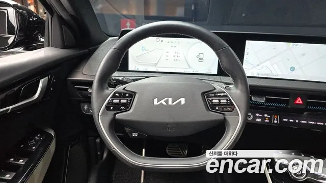 Kia EV6 — Фото автомобиля 19