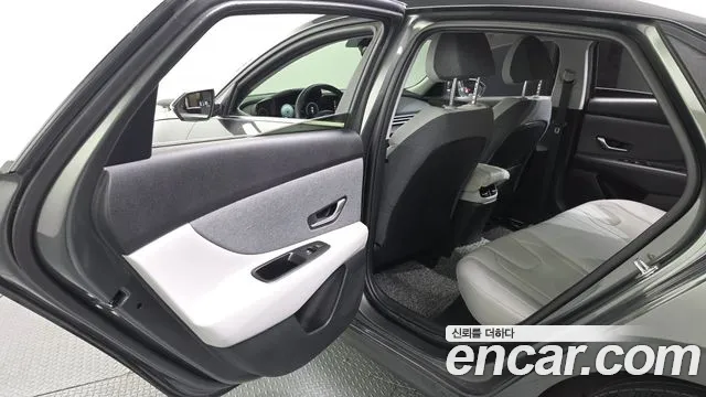 Hyundai AVANTE Avante (CN7) — Фото автомобиля 27