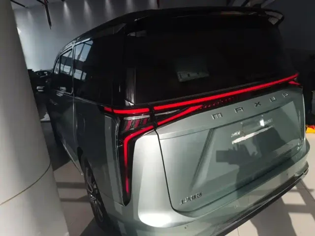 Maxus Dajia 9 — Фото автомобиля 4