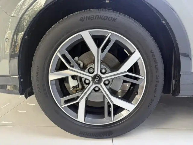 Audi Q3 — Фото автомобиля 18
