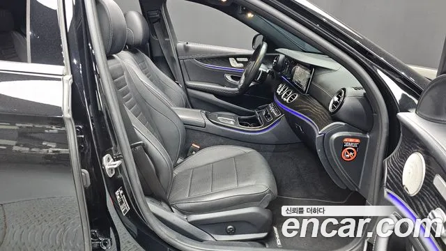 Mercedes-Benz E-Class W213 — Фото автомобиля 16