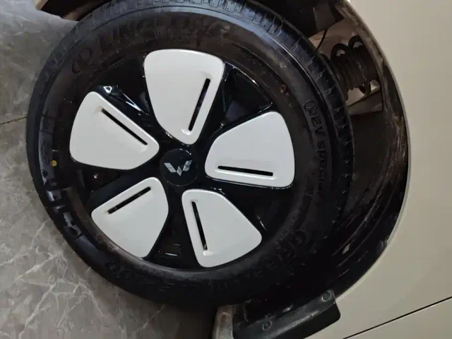 Wuling Hongguang Mini EV — Фото автомобиля 6
