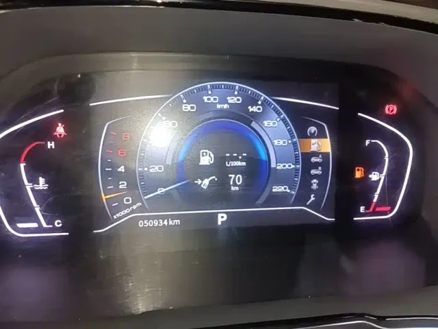 Dongfeng Fengshen AX7 — Фото автомобиля 11