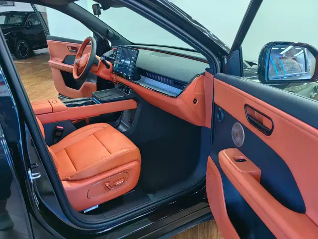 Toyota BoZhi 3X — Фото автомобиля 14