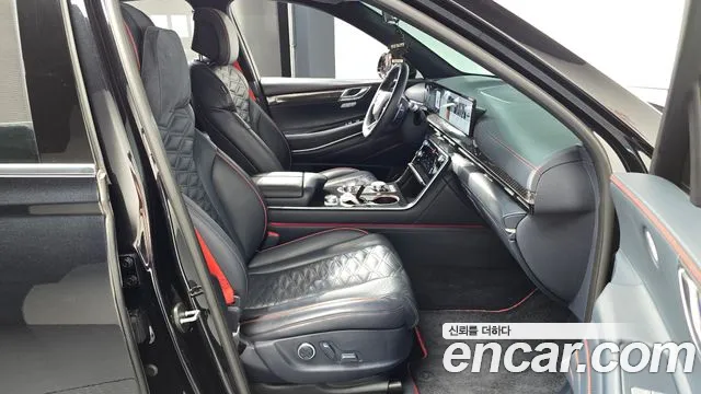Genesis GV80 — Фото автомобиля 25