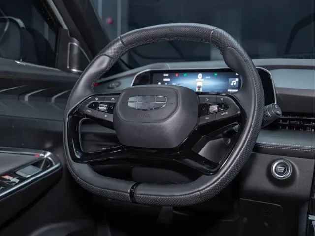Geely Boyue — Фото автомобиля 17