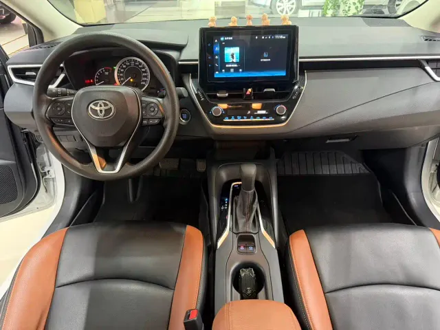 Toyota Corolla — Фото автомобиля 8
