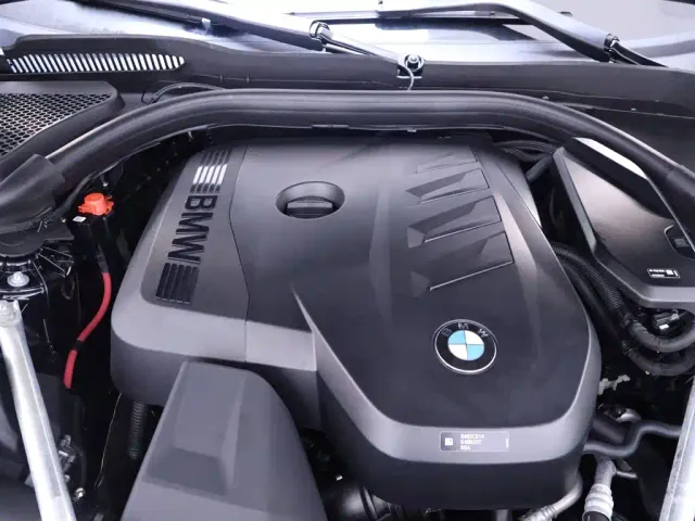 BMW 5 Series — Фото автомобиля 24