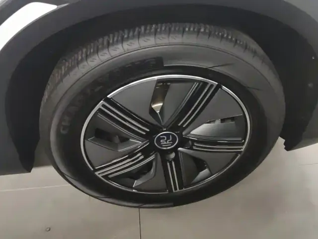 BYD Yuan UP — Фото автомобиля 6