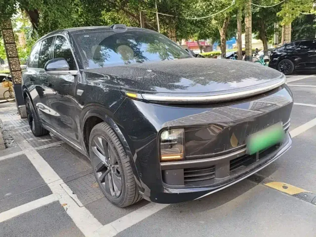 Li Auto L9 — Фото автомобиля 3