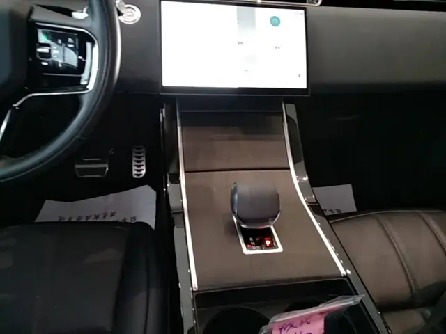 Land Rover Range Rover Evoque — Фото автомобиля 13