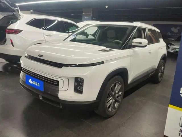 Фотография автомобиля — Geely ICON
