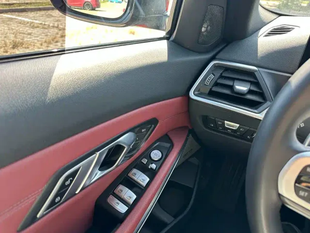 BMW 3 Series — Фото автомобиля 22