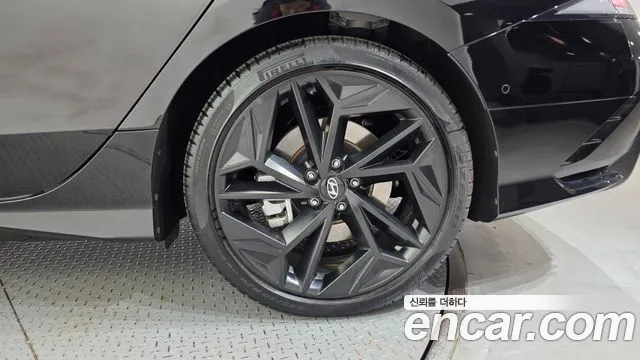 Hyundai Ioniq 6 — Фото автомобиля 6