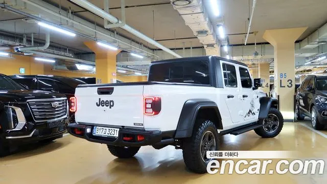 Jeep Gladiator JT — Фото автомобиля 3