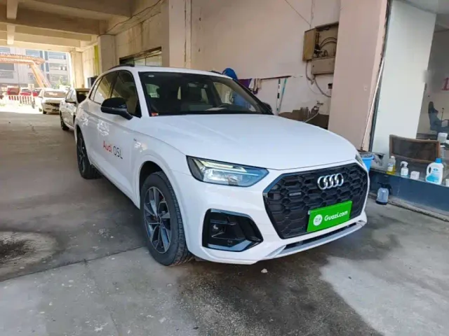 Audi Q5L — Фото автомобиля 3