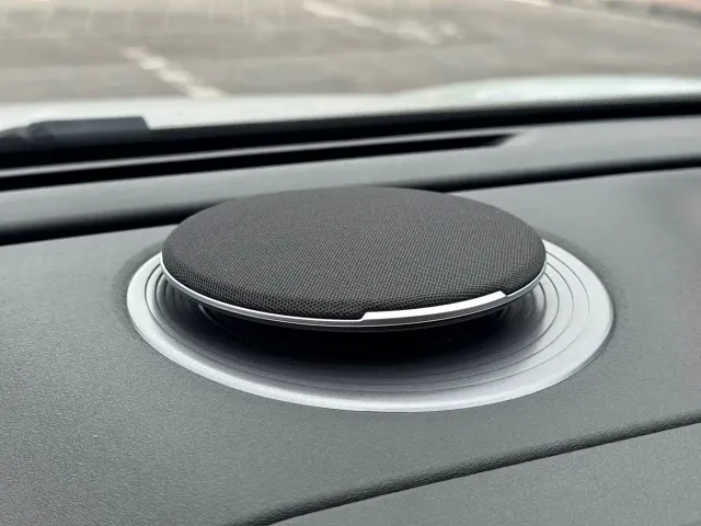 Geely Galaxy E8 — Фото автомобиля 11