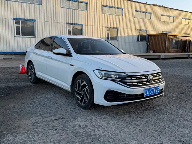 Volkswagen Sagitar — Фото автомобиля 3
