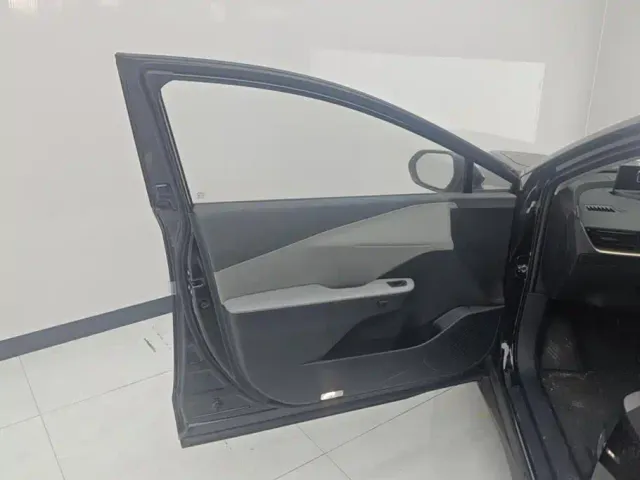 Toyota bZ3 — Фото автомобиля 7