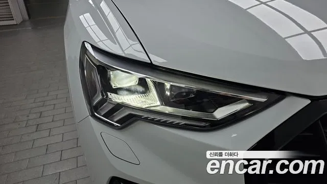 Audi Q3 40 TFSI quattro Premium — Фото автомобиля 22