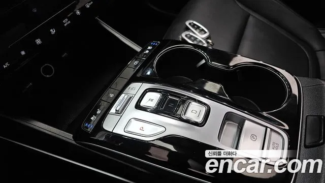 Hyundai Tucson Tucson (NX4) Дизель 2.0 2WD — Фото автомобиля 9