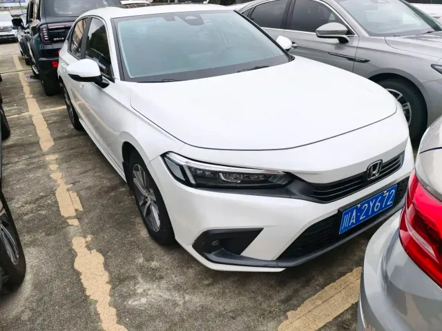 Honda Civic — Фото автомобиля 3