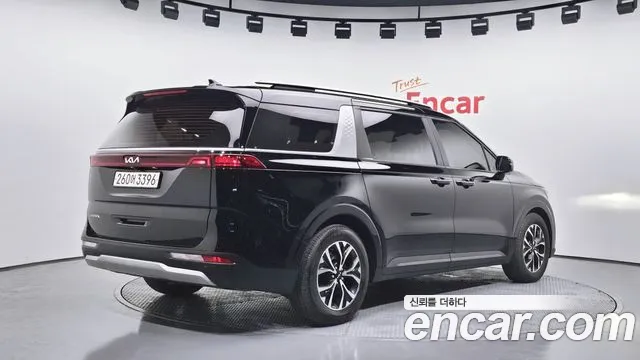 Kia Canival Carnival 4 поколение 9 мест Prestige — Фото автомобиля 2