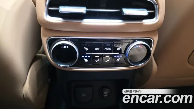 Genesis GV80 — Фото автомобиля 18