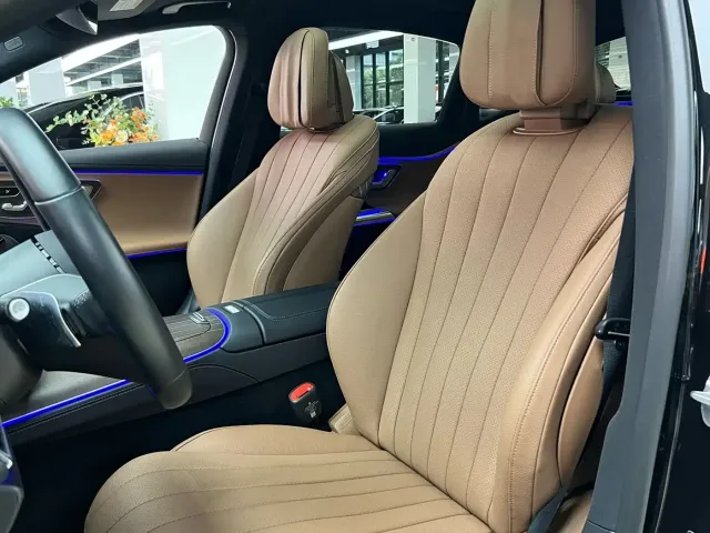Mercedes-Benz E-Class — Фото автомобиля 9