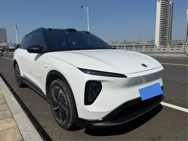 Nio ES6 — Фото автомобиля 3