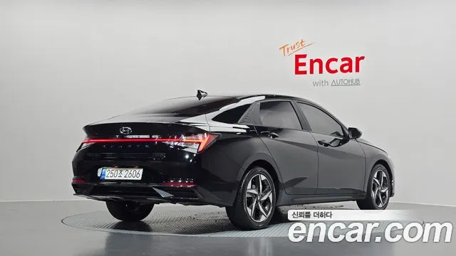 Hyundai AVANTE Avante (CN7) — Фото автомобиля 2