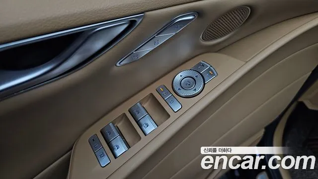 Genesis G80 Бензин 2.5 турбо AWD — Фото автомобиля 24