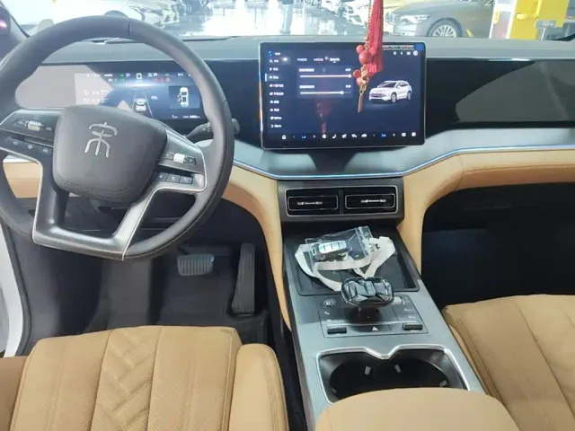 BYD Song L DM-i — Фото автомобиля 9