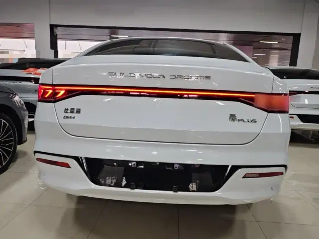 BYD Qin PLUS — Фото автомобиля 5