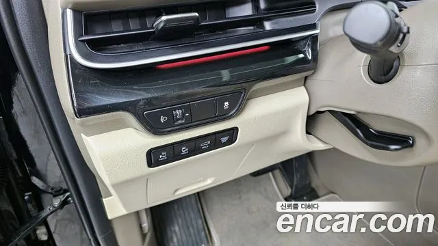 Kia Canival Новый Carnival 4 поколение Дизель 9 мест Signature — Фото автомобиля 14
