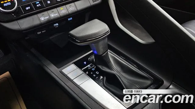Hyundai AVANTE Avante (CN7) — Фото автомобиля 9