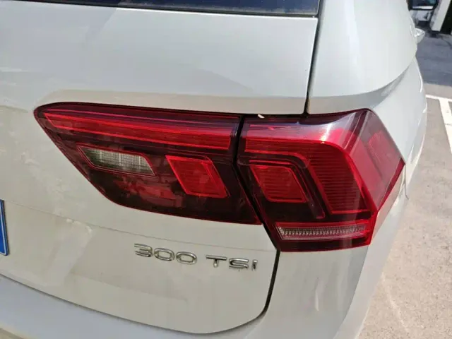 Volkswagen Tiguan L — Фото автомобиля 7