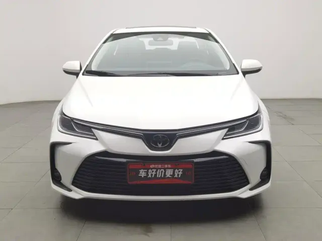 Toyota Corolla — Фото автомобиля 3
