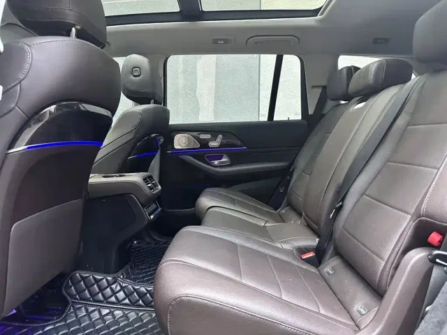 Mercedes-Benz GLS-Class — Фото автомобиля 12