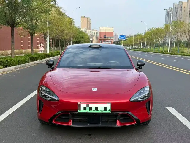 Xiaomi SU7 — Фото автомобиля 2