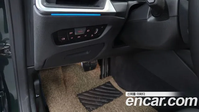 BMW i4 — Фото автомобиля 16