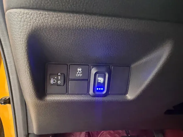 Honda Fit — Фото автомобиля 7