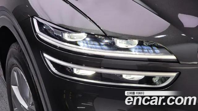 Genesis GV70 — Фото автомобиля 22