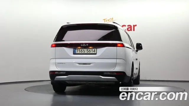 Kia Carnival 4th Gen — Фото автомобиля 4