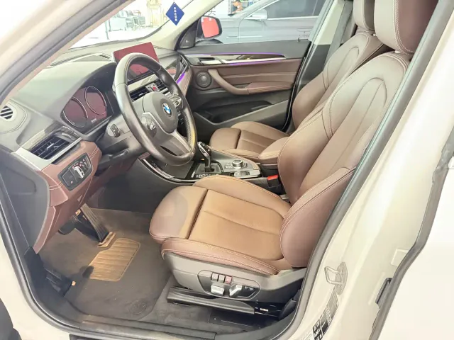 BMW X1 — Фото автомобиля 3