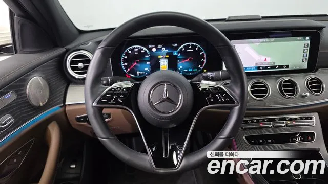 Mercedes-Benz E-Class E-класс W213 E350 4MATIC Exclusive — Фото автомобиля 13