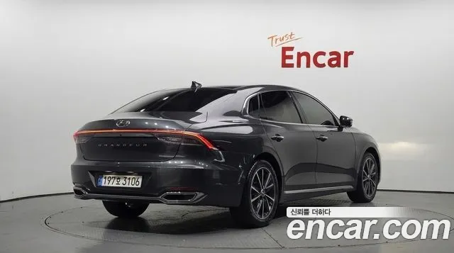Hyundai Grandeur New — Фото автомобиля 2