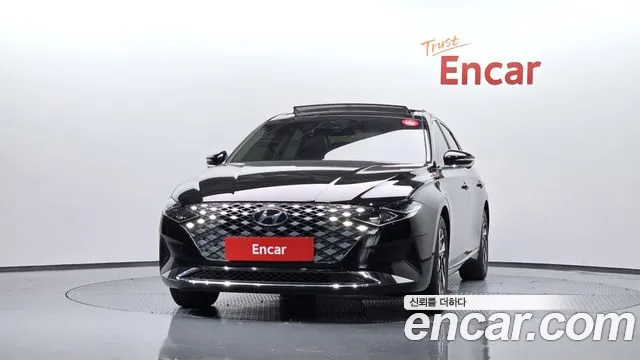 Hyundai Grandeur — Фото автомобиля 2