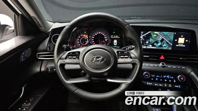 Hyundai Avante CN7 — Фото автомобиля 12