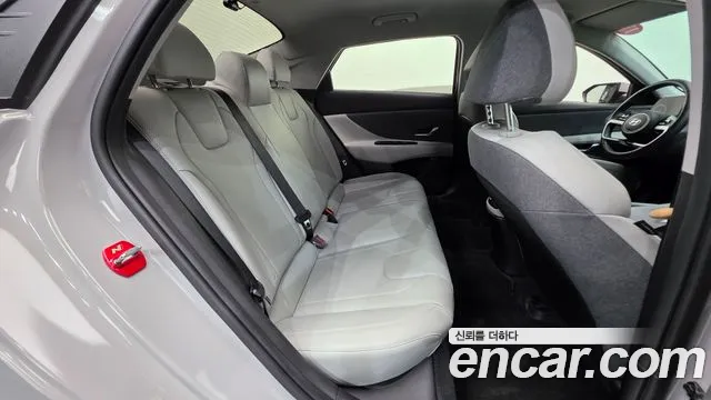 Hyundai Avante CN7 — Фото автомобиля 20